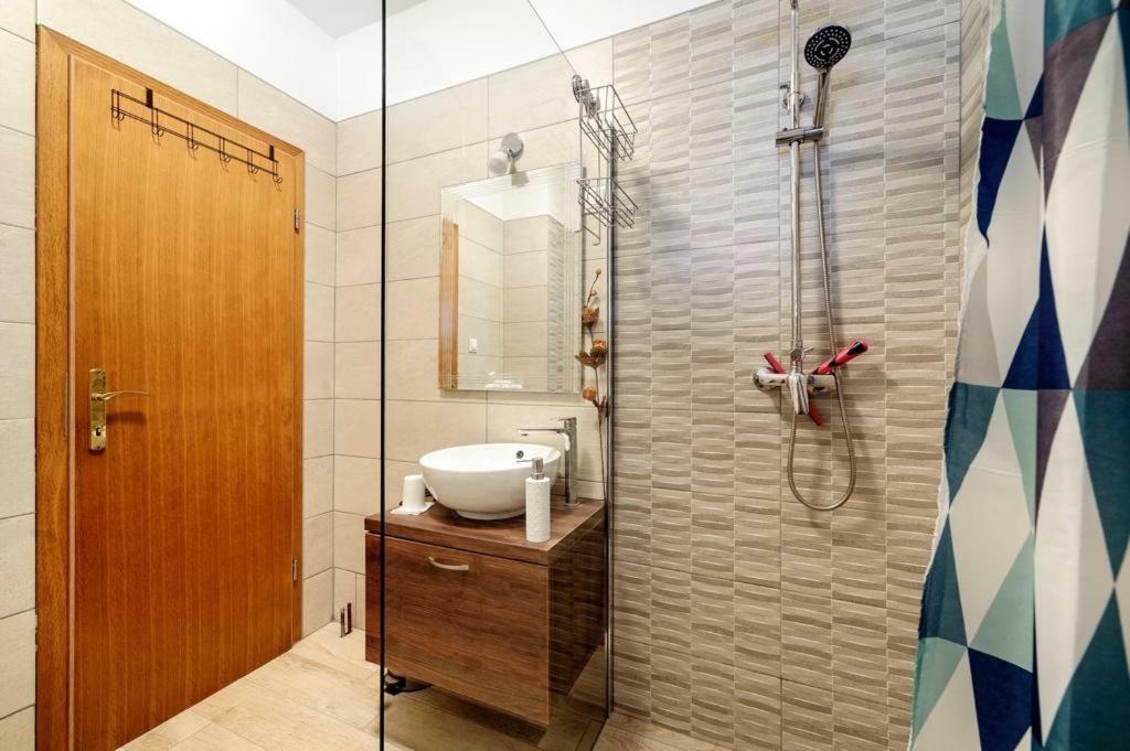 Kalauz Rooms Lozovac Exterior foto